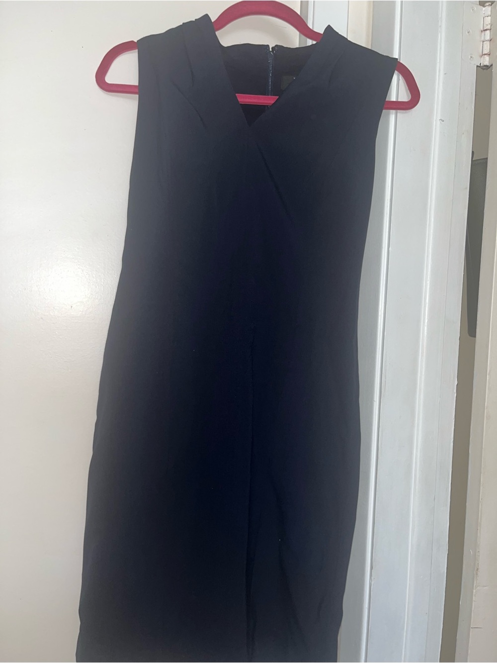 Tahari Black Sleeveless V-Neck Midi Dress